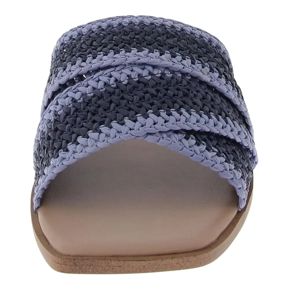 BCBGeneration Women's Lileen Slip On Woven Raffia Flat Sandals Blue Size 7